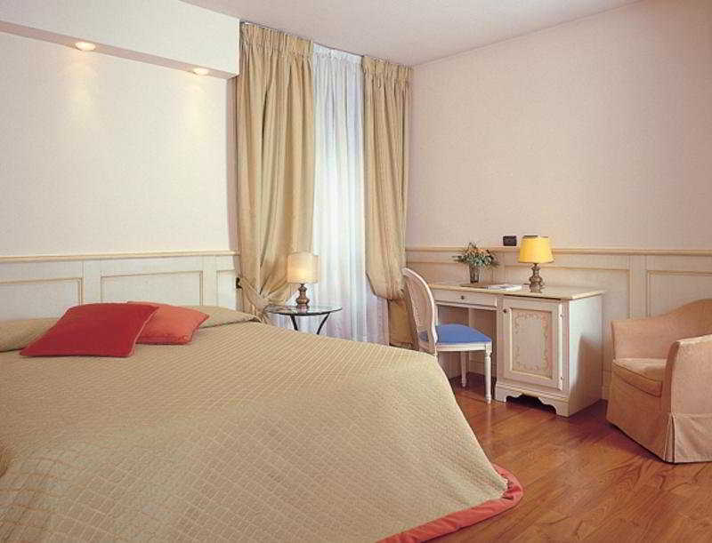 Hotel San Luca Верона Екстер'єр фото